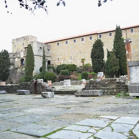 Casa Tigor *
